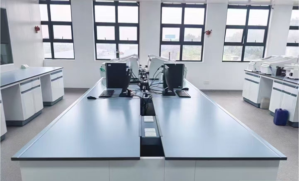 定制全鋼實驗臺